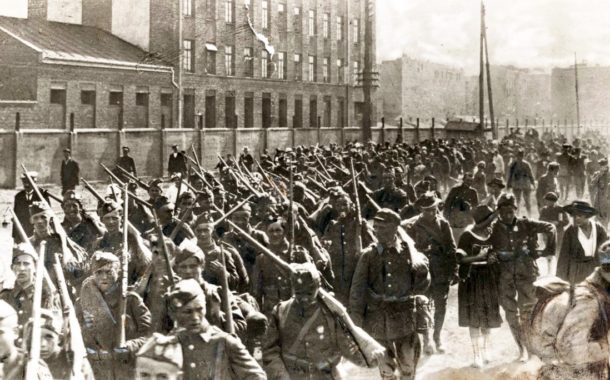 Piechota polska w marszu na front przed bitwą warszawską, wikipedia, Centralne Archiwum Wojskowe