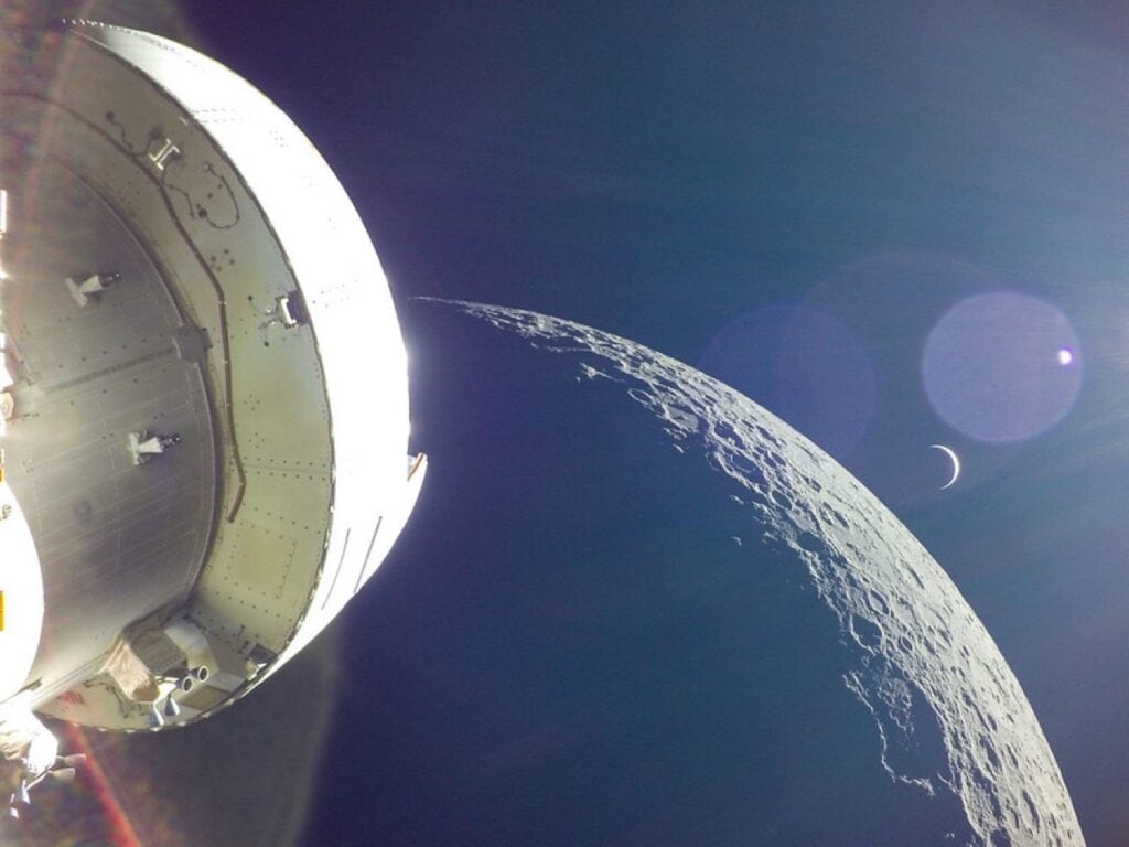 Artemis I Księżyc